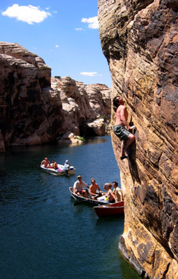 picture of deep water soloing