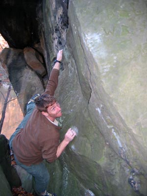 picture of bouldering in Elyria