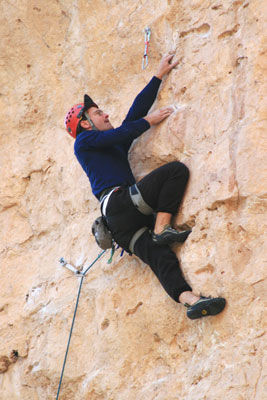picture of Tom Climbing