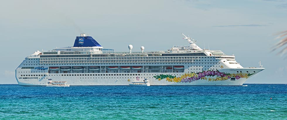 picture of YogaSlackers cruise