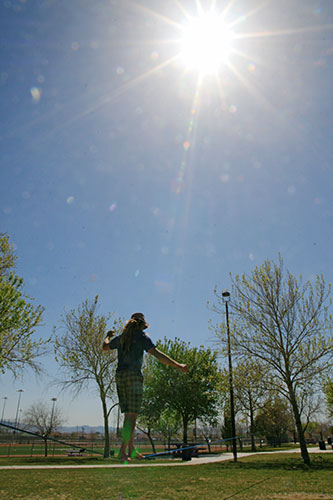 picture of Sam slacklining